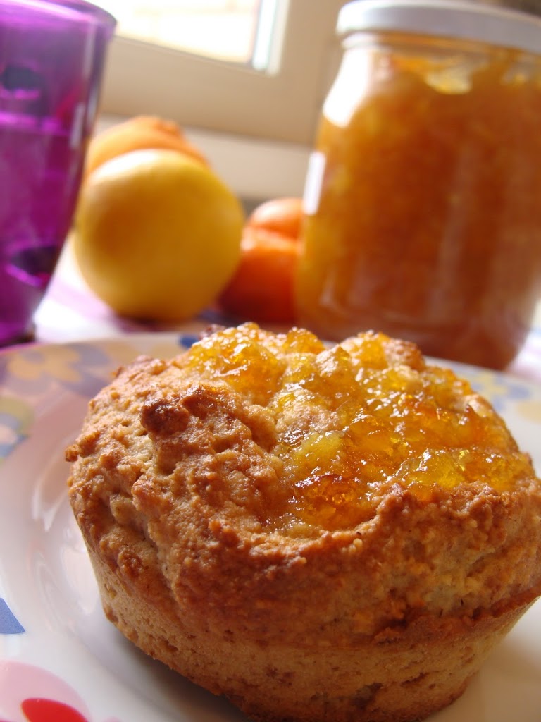 Tortine di farro e mandorle