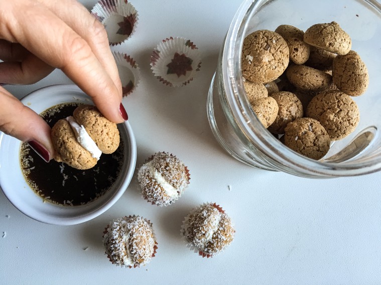 Baci Di Dama Con Gli Amaretti Cookthelook